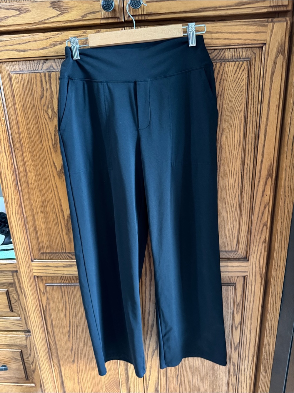 Classic Black Wide-Leg Ponte Pants — Sleek High-Rise Style